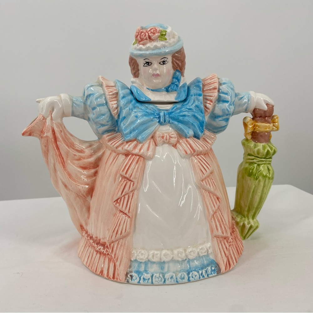 Teapot Victorian Lady Ceramic Figurine with Blue and Peach Accents Vintage‎